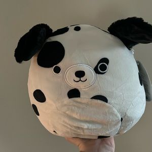 7” DUSTIN NWT SQUISHMALLOW